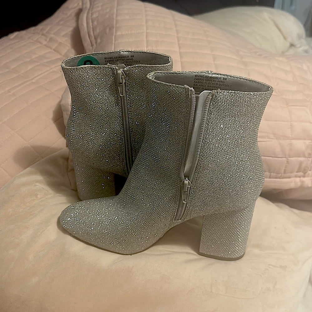 Elegant Glitter Ankle Boots